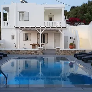 https://villa-varnali-small-boutique.hotels-in-mykonosisland.net